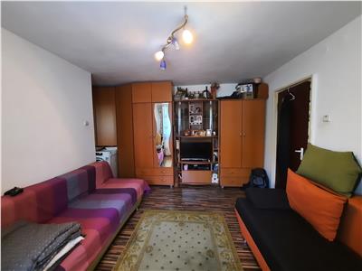 Apartament cu 2 camere, 34 mp, situat in cartierul Gheorgheni!