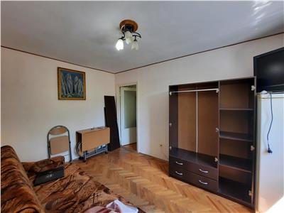 Apartament cu 2 camere, 27 mp, situat in cartierul Gheorgheni!