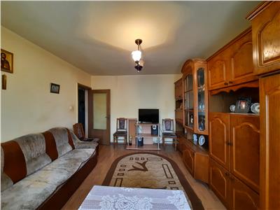 Apartament cu 3 camere, 63 mp, situat in cartierul Zorilor!