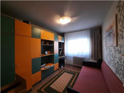 Apartament cu 4 camere, 78 mp, situat in cartierul Marasti!