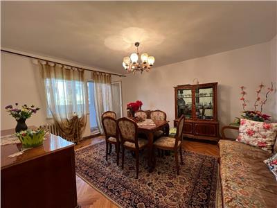 Apartament 4 camere,81 mp, situat in cartierul Marasti pe  strada Barsei!