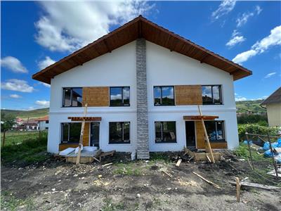 Casa Tip Duplex , 650 Mp Teren, situata in Chinteni!