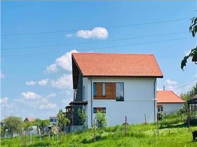 Casa Tip Duplex , 650 Mp Teren, situata in Chinteni!