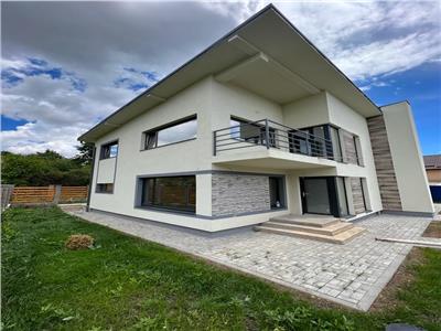 Casa Tip Duplex,regim inaltime P+ET+Pod,situata in Dambul Rotund!