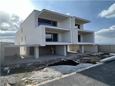Casa Tip Duplex S+P+ET+ET.Retras,situata in cartierul Borhanci!