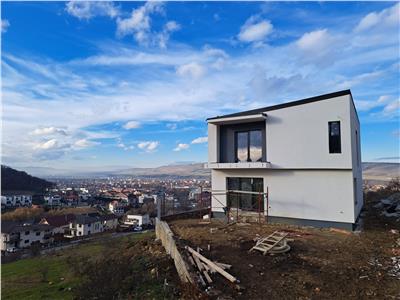 Casa Individuala, 120 mp utili,situata in Floresti, zona strazii Razoare!
