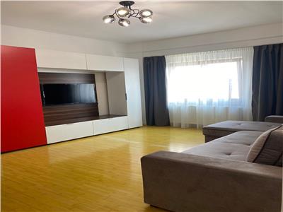 Apartament cu 1 camera decomandat 40 mp, situat Ultracentral!