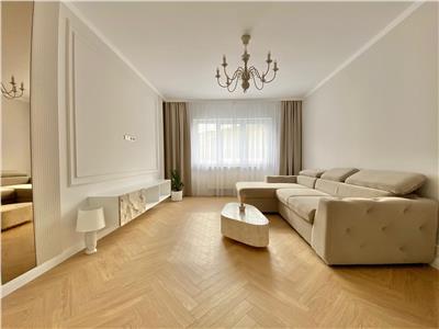 Apartament 4 camere,Decomandat, Totul NOU!