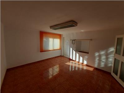 Spatiu Comercial,33 mp utili, situat Central!