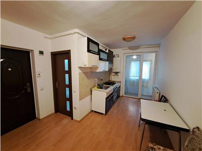 Apartament 1 camera , 32 mp, Finisat, situat in Floresti pe strada Porii!