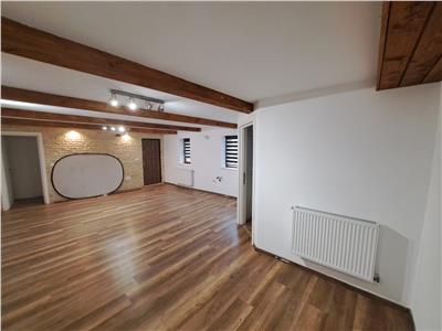 Spatiu pentru birouri, 32 mp, situat Central!