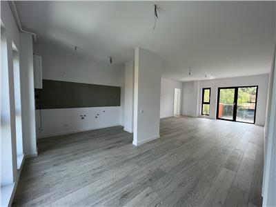 Apartament cu 3 camere,semidecomandat,Totul NOU, situat in Piata Abator!!