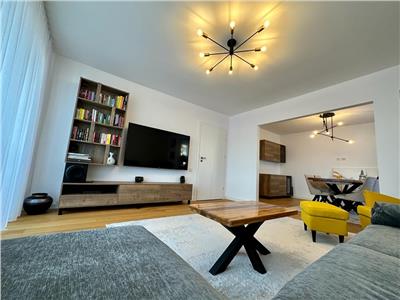 Apartament cu 3 camere, 72 mp utili, situat Central!