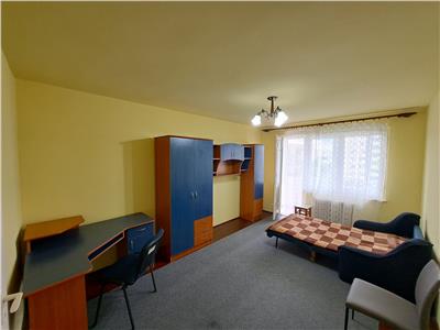 Apartament cu 2 camere, decomandat, situat in cartierul Gheorgheni!