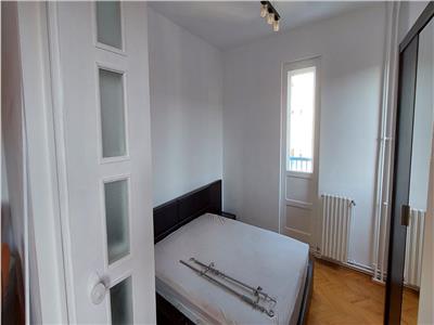 Apartament cu 4 camere, 100 mp utili, situat in cartierul Zorilor!