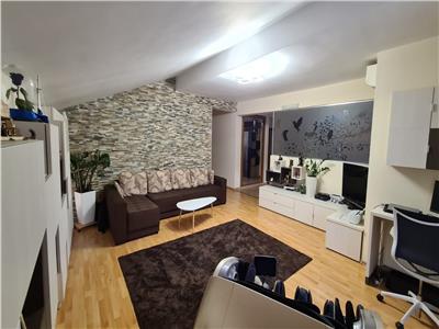 Apartament cu 3 camere,Semidecomandat, 90 mp + 2 Parcari Supraterane cu CF!