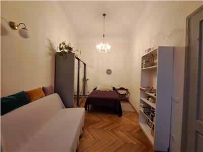 Apartament cu 1 camera, Cochet, situat in zona Centrala!