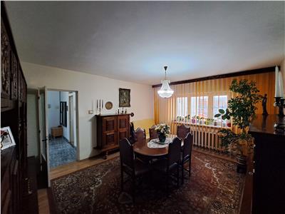 Apartament cu 4 camere, 93 mp utili, situat in cartierul Marasti!