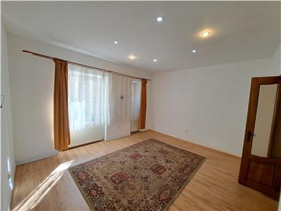 Apartament cu 3 camere, 86 mp utili, situat in zona Centrala!