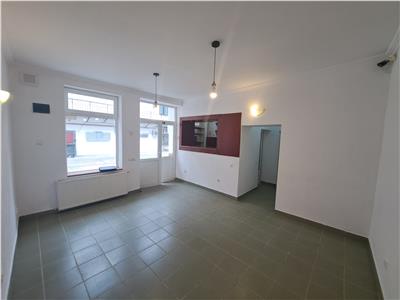 Spatiu Comercial, 30 mp utili, situat in zona Ultracentrala!