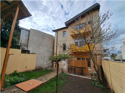 Casa individuala, 230 mp + 80 mp anexa, situata in zona Semicentrala!