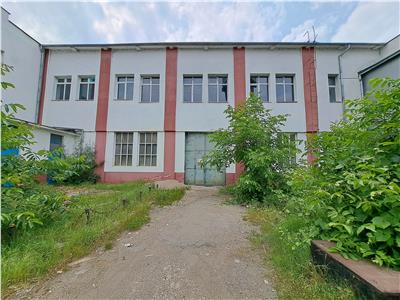Spatiu industrial, 300 mp utili, situat in zona strazii Piata 1 Mai!