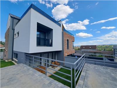 Casa tip duplex, 130 mp utili, situata in cartierul Dambul Rotund!