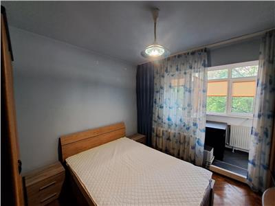 Apartament cu 2 camere, Decomandat, situat in cartierul Manstur!