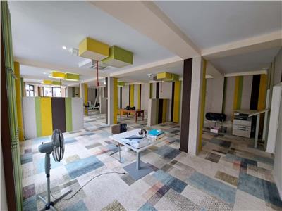 Spatiu comercial, 160 mp utili, situat in zona Semicentrala!