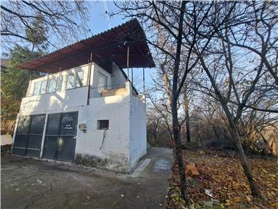 Casa individuala, compusa din: garaj si apartament!