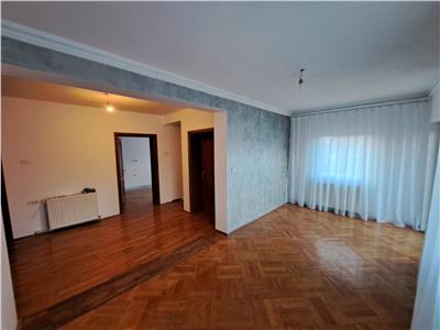 Spatiu pentru birouri, 110 mp utili, situat in cartierul Andrei Muresanu!