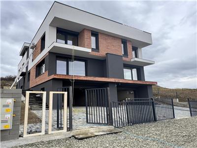 Casa Tip Duplex ,S+P+ET.+Terasa Amenajata ,situata in cartierul Voronet!