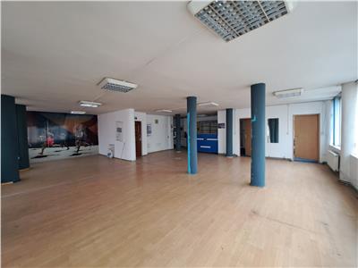 Spatiu comercial, 200 mp utili, situat in cartierul Marasti!
