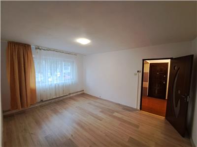 Apartament cu 3 camere, 52 mp utili, situat in cartierul Manastur!